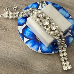 Stunning! Eisenberg Ice Rhinestone Faux Pearl Bracelet #C115  Bling 7”